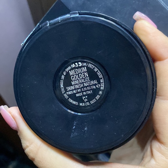 MAC mineralize skinfinish natural in shade medium golden - Picture 2 of 6